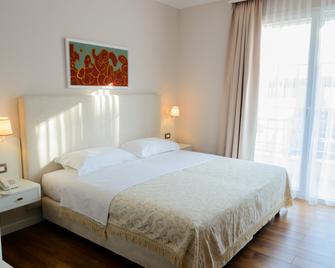 Sar'Otel Hotel & Spa - Tirana - Bedroom