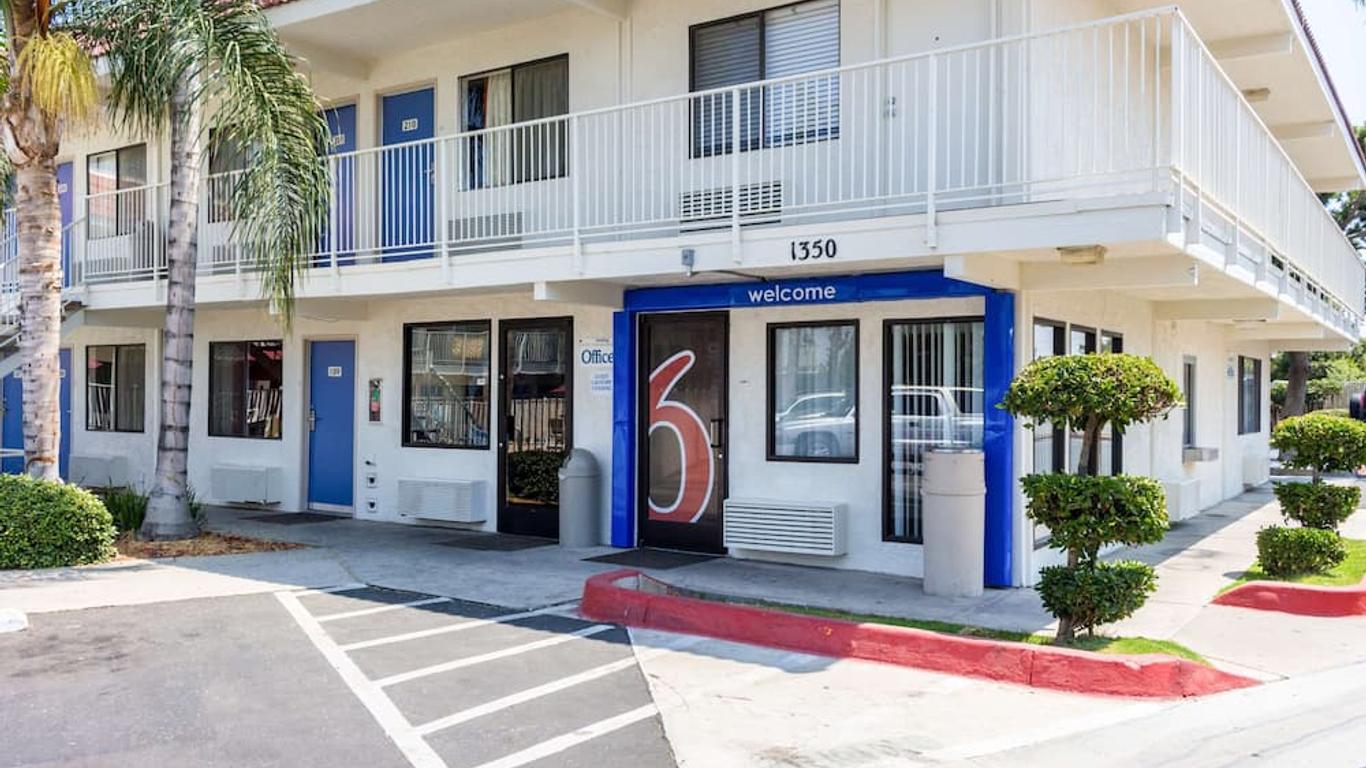 Motel 6-Bakersfield, Ca - Convention Center