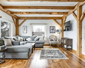 The perfect Blue Mountains getaway - Meaford - Living room