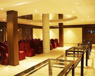 Hotel Ashray - Ujjain