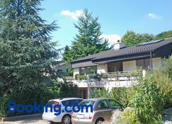 B&B Hersberg - Arisdorf - Building