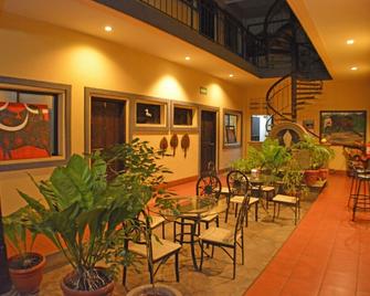 Hotel Los Balcones de Chinandega - Chinandega - Restaurante