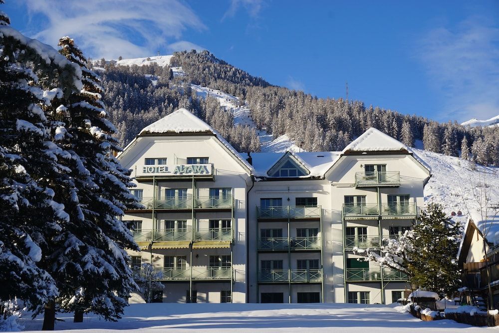 Typically Swiss Hotel Altana - שול - בניין