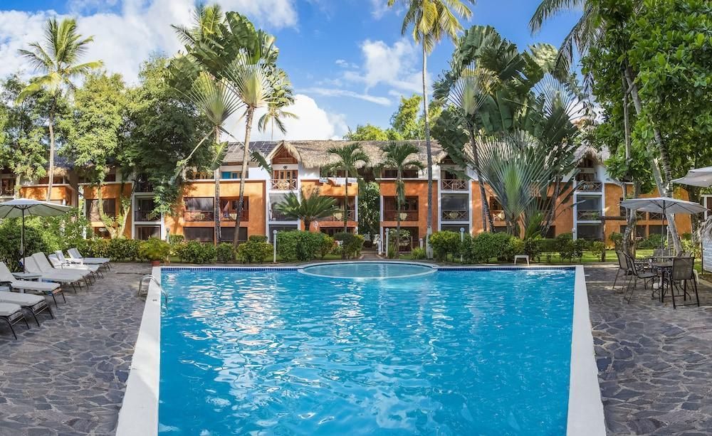 La Residencia del Paseo - לאס טרנאס - בריכה