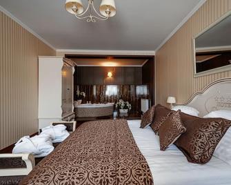 Hotel Chopin - Sochaczew - Bedroom