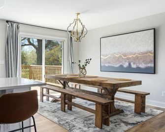 Getaway at Harpers Dairy! - Bessemer - Dining room