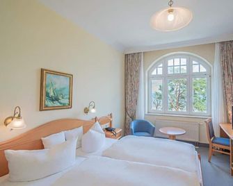 Hotel Imperial Rügen - בינץ - חדר שינה