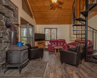 Fawn View Cabin - McHenry - Lounge