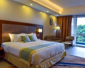 Admas Grand Hotel - Ентеббе - Спальня