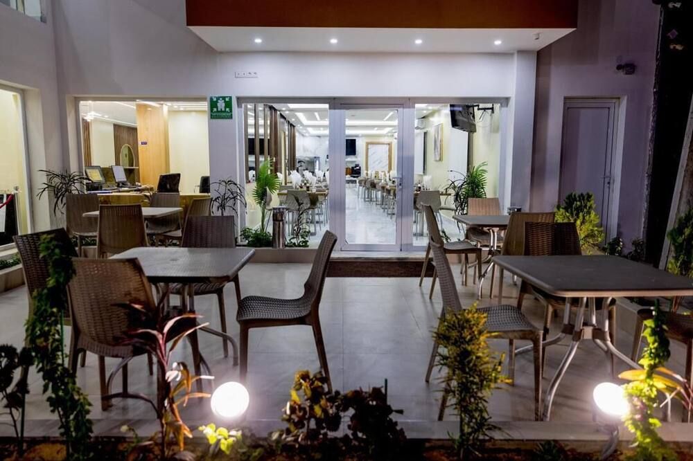 Nouakchott Hotel Towva - Nouakchott - מסעדה