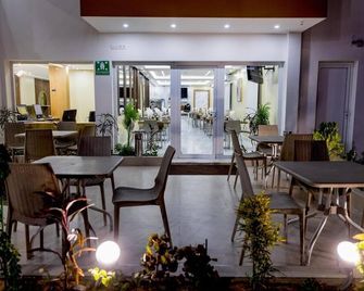 Nouakchott Hotel Towva - Nouakchott - מסעדה