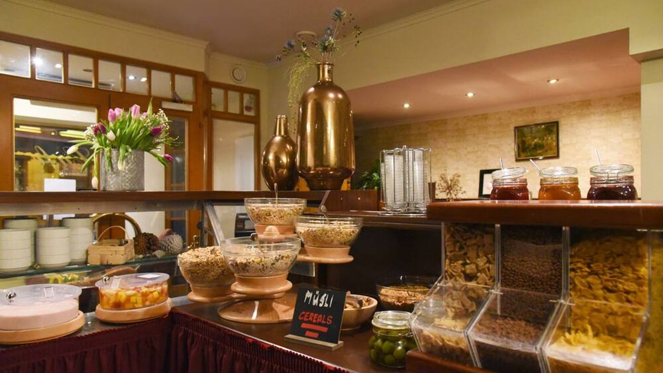 Cella Central Historic Boutique Hotel