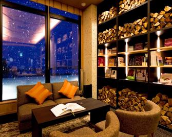 Winery Hotel And Condominium Hitohana - Furano - Salon