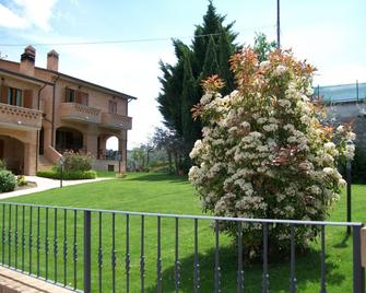 La Collina Del Sagrantino - Montefalco
