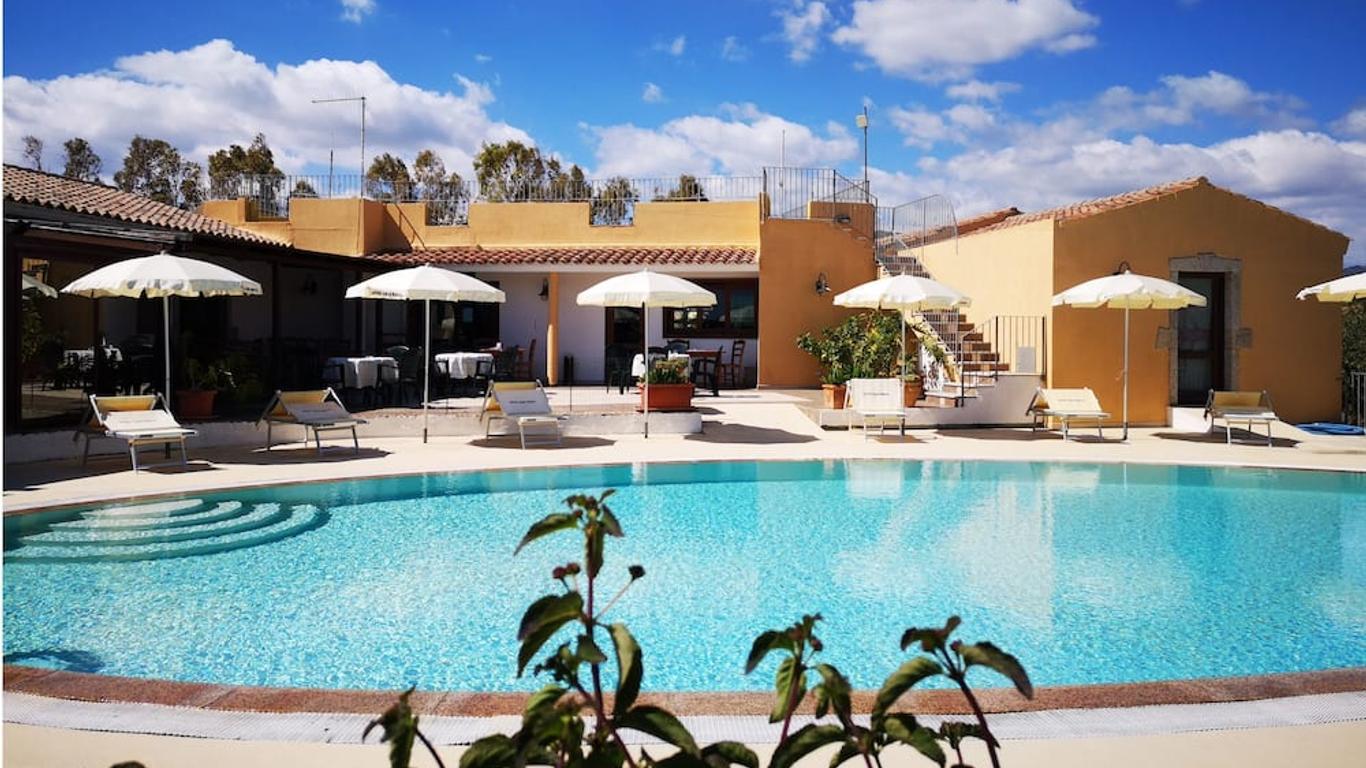 Hotel Cala Mirto