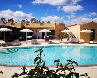 Hotel Cala Mirto - Budoni - Bazén