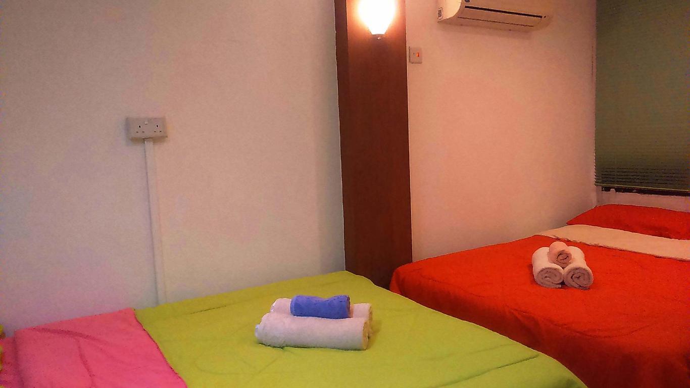 Easybox Budget Hotel