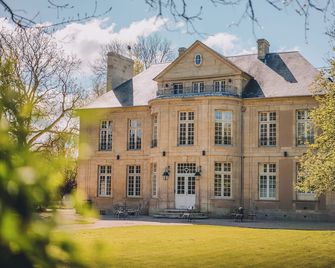 Château Hôtel - Domaine de Coeurmandie - Basly - Bâtiment