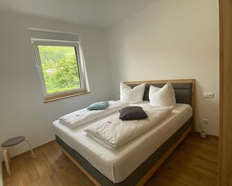 Vacation apartment Disbach - Bad Brückenau - Schlafzimmer