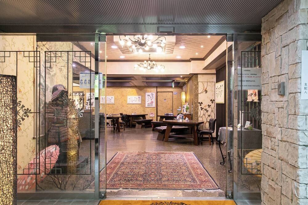 Yufuin Besso Shikisai Hotel