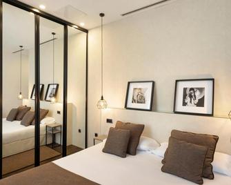 Blanq Carmen Hotel - Valencia - Bedroom