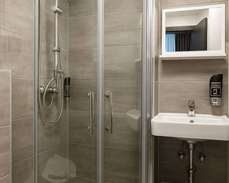 City Hotel Storch - Colonia - Baño