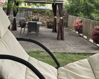 Chambres d Hotes du Moulin de Lachaux - Saint-Gervais-d'Auvergne - Patio