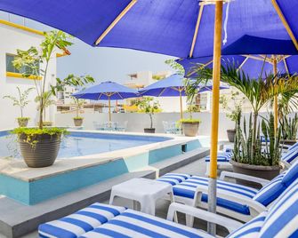 Hotel Pueblito Vallarta - Pto Vallarta - Piscina