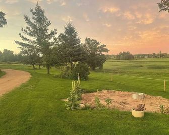 Yahweh Horse Retreat - Long Prairie - Outdoors view