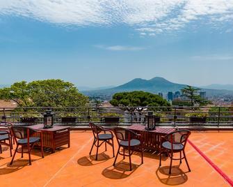 Culture Hotel Villa Capodimonte - Naples - Balcony