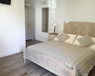 B&B Nadine - Forlì - Bedroom