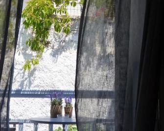 Tasoula Guest House - Adamantas - Balcony