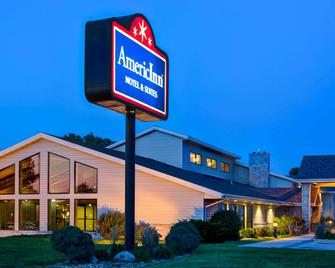 AmericInn by Wyndham Iowa Falls - Iowa Falls - Edificio