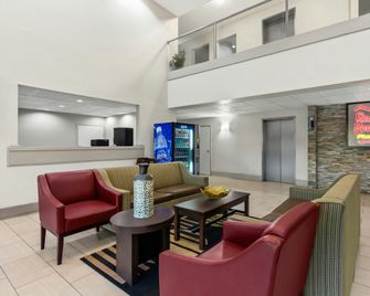 Red Roof PLUS+ & Suites College Park - ATL Airport - College Park - Reception