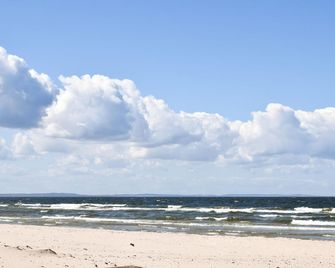 2 Bedroom Stunning Home In Wrzosowo - Dziwnówek - Strand