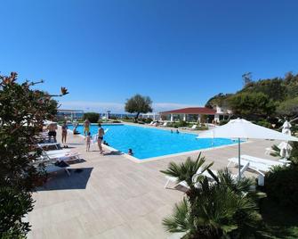 Bv Kalafiorita Resort - Zambrone - Pool