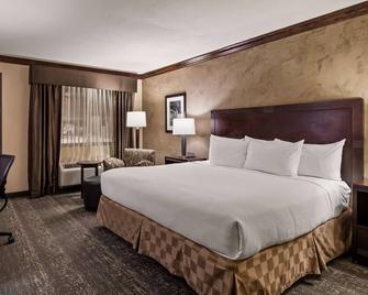 Best Western Plus Raton Hotel - Raton - Bedroom