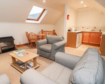 Macgregor - Pitlochry - Living room