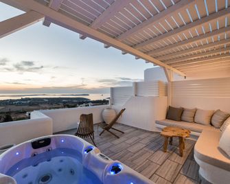 Anna Platanou Suites - Parikia - Balcón