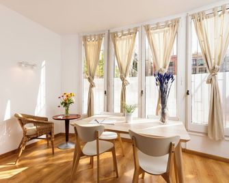 Mayerling Schumann Barcelona - Барселона - Їдальня