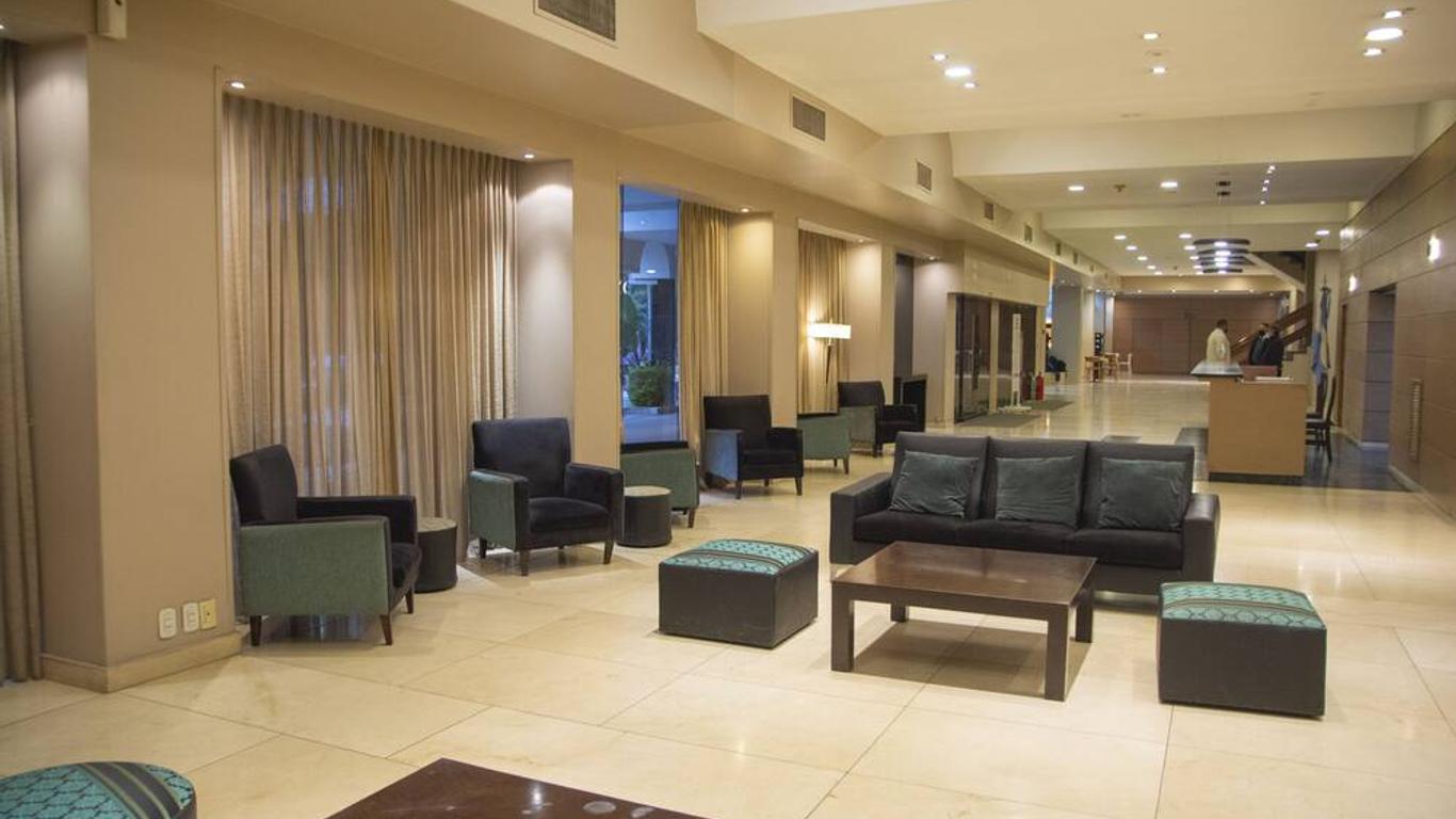 هوتل كاتاليناس توكومان