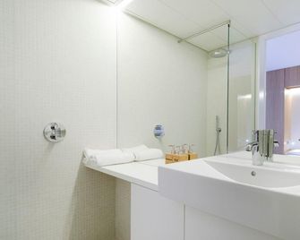 Apartamentos Juan Bravo - Madrid - Bad