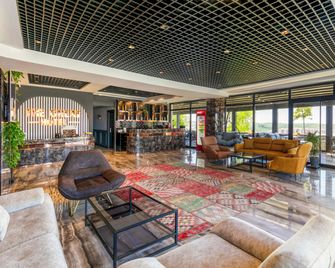 The Great Airport Hotel & Restaurant - Arnavutköy - Lounge