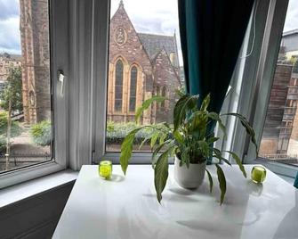 Glasgow Center/West End Apartment - Glasgow - Balcony