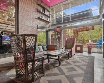 CozySuites Mill District with pool, gym # 10 - Minneapolis - Patio