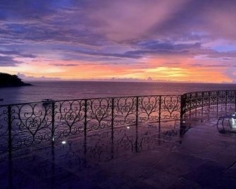 Beachfront, Ocean View, Luxury Condo in Mismaloya - Yelapa - Balkon