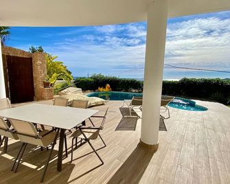 Villa by Ibiza with Pool, Sea Views BBQ - San José Obrero - Pileta