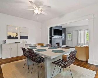 19th Century 'Cleveland Double' - Walk To Beach - Cleveland - Comedor