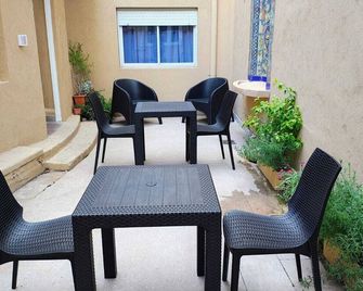 Hotel Z Los Tilos - Buenos Aires - Patio