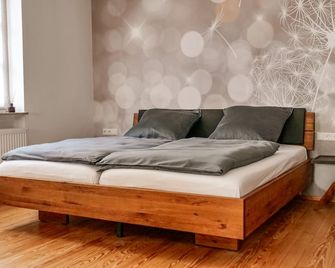 Pfalzzeit - Weisenheim am Berg - Schlafzimmer